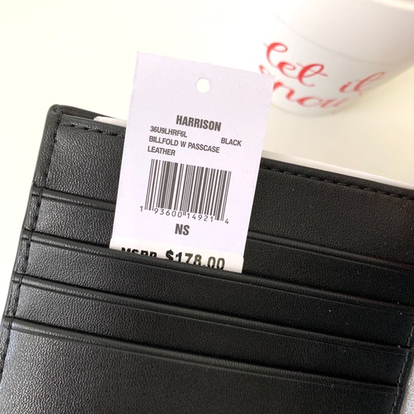 Michael Kors Harrison Bifold W Passcase - Picture 5 of 7